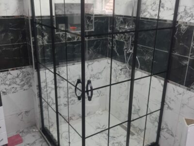 Çiftlikköy Duşakabin