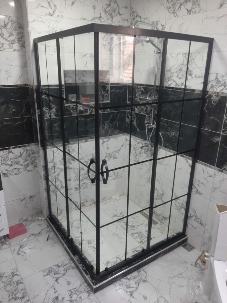 Çiftlikköy Duşakabin